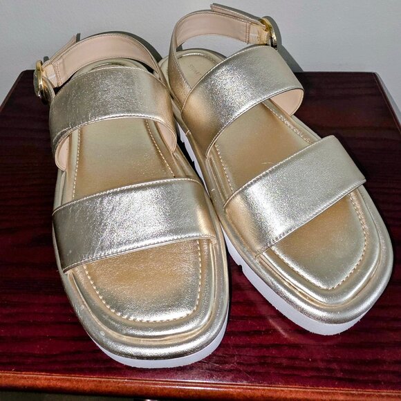 Stuart Weitzman Gold Metallic Platform Sandals – Size 7.5B – Chunky Sole - Picture 2 of 6